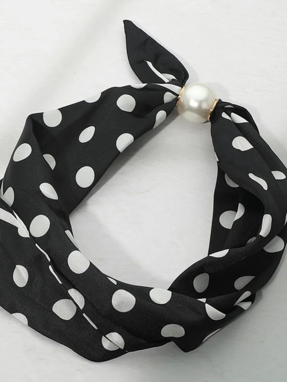 2PCS Polka Dot Scarf Necklace Set Black Ivory Pearl Magnetic Closure